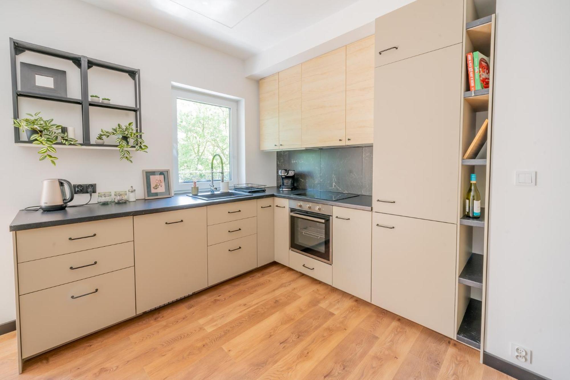 New & Cozy By The Park Apartment Chorzów